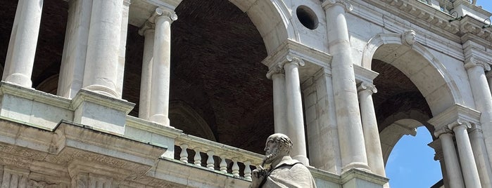 Piazzetta Andrea Palladio is one of Vicenza.