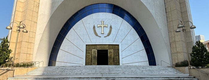 Resurrection of Christ Orthodox Cathedral is one of Tiran.