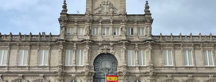 Casa do concello da Coruña is one of Coru N.O..