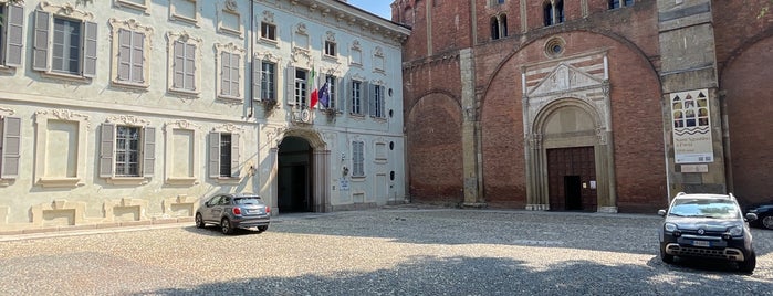 Piazza San Pietro in Ciel d’Oro is one of Guide to Pavia's best spots.