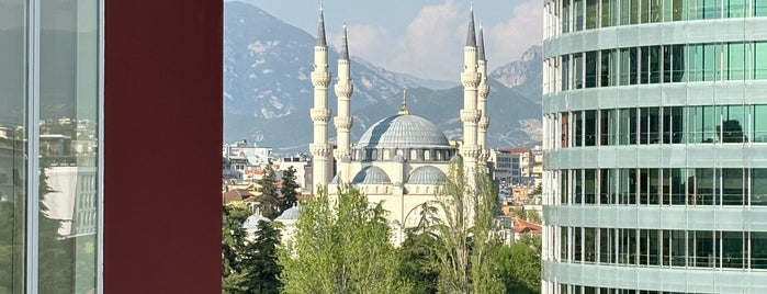 Tirana | Tiranë | Tirona is one of gittiğim şehirler.