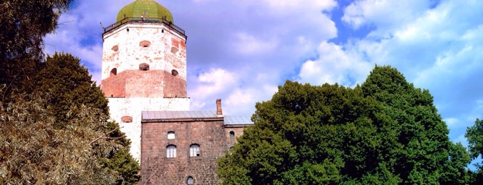 Выборгский замок is one of Юлия : понравившиеся места.