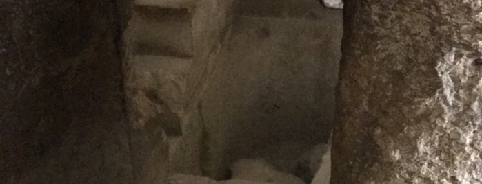 Tomb of Meres Ankh III is one of สถานที่ที่บันทึกไว้ของ Kimmie.