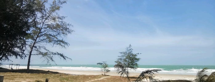 Pantai Sg Ular is one of ꌅꁲꉣꂑꌚꁴꁲ꒒’s Liked Places.
