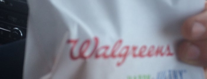 Walgreens is one of Noahさんのお気に入りスポット.