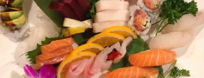Sushi Ya is one of Lugares favoritos de Lisa.