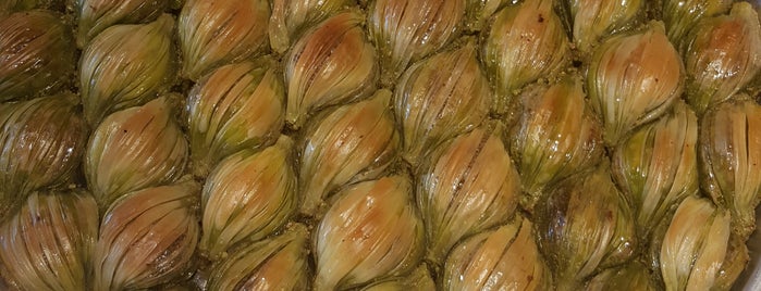Antepsan Baklava is one of Fatihさんのお気に入りスポット.