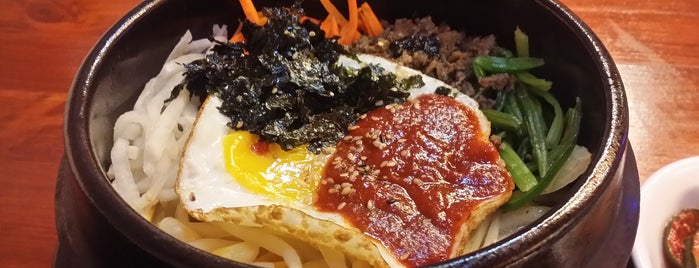 Kimchi Mom김지맘 is one of Kay Yi's Foodie Places.