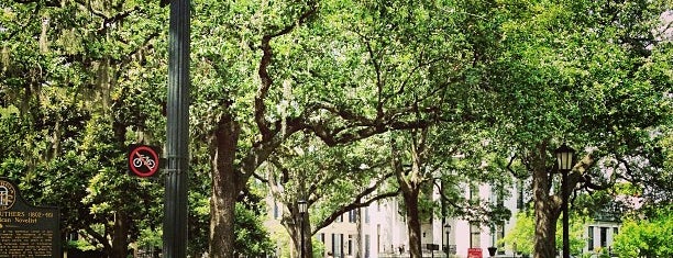 Chippewa Square is one of Savannah.