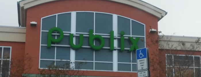 Publix is one of Andrew : понравившиеся места.