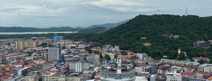Calidonia is one of Ciudad de Panama.