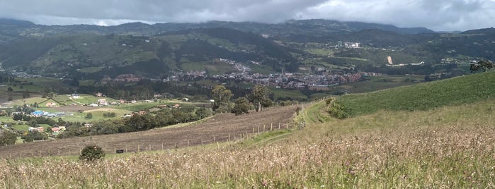 La Calera is one of Cuenca Embalse San Rafael.