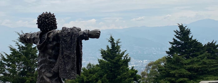 Alto de Las Palmas is one of Medellin.