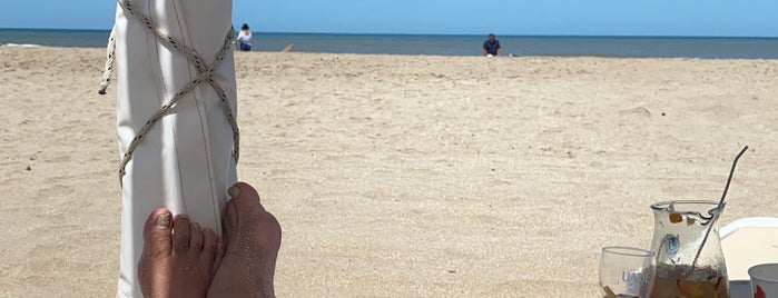 Kota Beach Pinamar is one of Tempat yang Disukai Lucas.