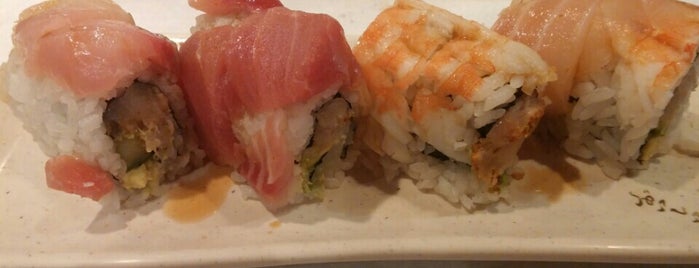 Sushi Mon is one of Locais salvos de Lizzie.
