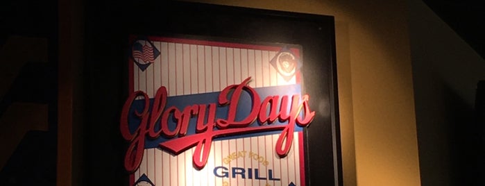 Glory Days Grill is one of Locais curtidos por Wendi.