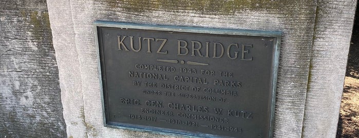 Kutz Bridge is one of Lugares favoritos de Richard.
