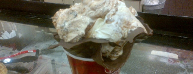 Cold Stone Creamery is one of Richardさんのお気に入りスポット.