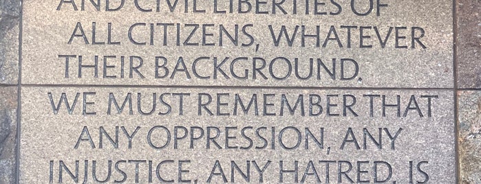 Franklin Delano Roosevelt Memorial is one of Lugares favoritos de Richard.