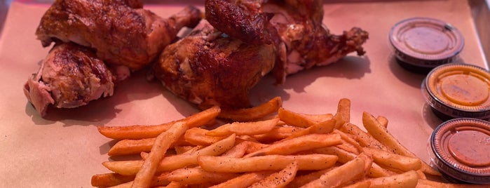 Frisco's Chicken is one of Lugares favoritos de Richard.