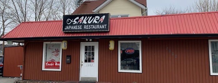 Sakura Japanese Sushi Restaurant is one of Wilmington.