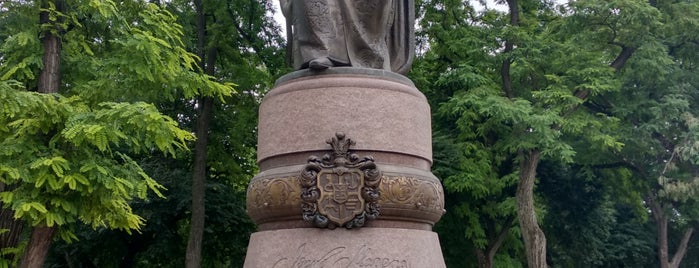 Пам'ятник гетьману Івану Мазепі is one of สถานที่ที่ Андрей ถูกใจ.