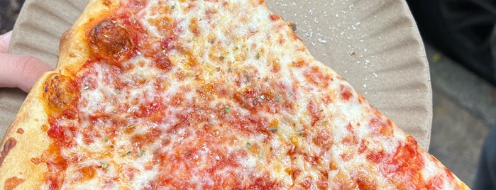 99 Cents Fresh Pizza is one of Pizza Pizza.