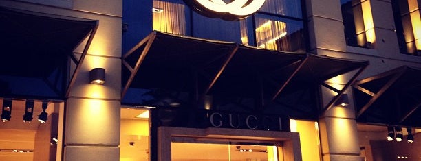 Gucci is one of Ifigenia : понравившиеся места.