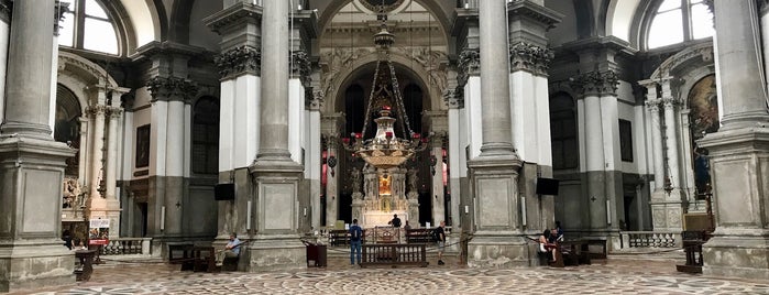 Basilica di Santa Maria della Salute is one of Venice 🛶.