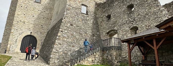 Hrad Strečno is one of SK:: Hrady a zámky 🏰⛲️.