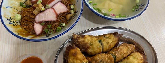 Little Bentong Street Hainanese Cafe 文冬为食街海南餐厅 is one of KL Breakfast.