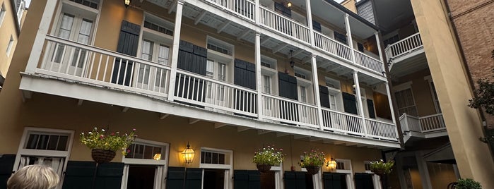 Chateau LeMoyne - French Quarter, A Holiday Inn Hotel is one of Hotels that I stayed.
