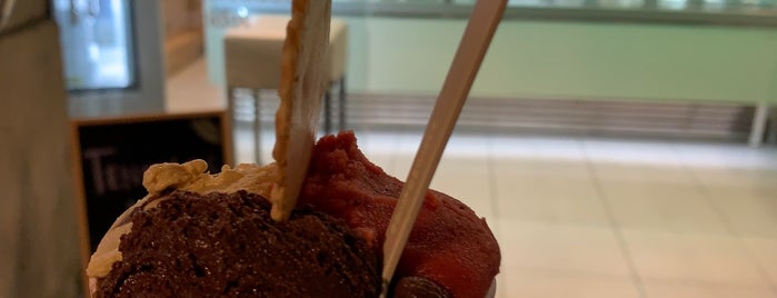 Gelatomania is one of Gelats.