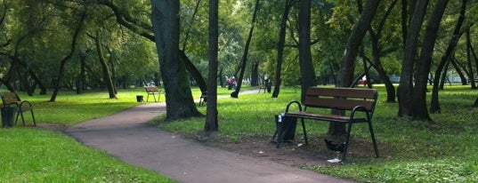 Люблинский ПКиО is one of Сады и парки Москвы.
