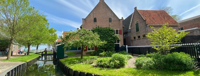 Zuiderzeemuseum is one of Dutch musea.
