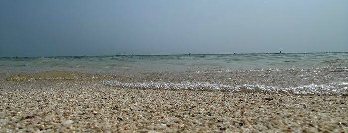 Persian Gulf Beach | ساحل خلیج فارس is one of Lugares guardados de iman.