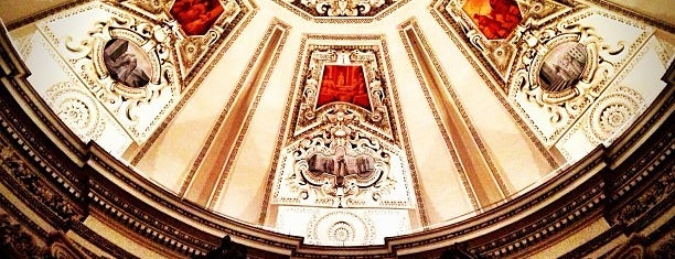Catedral de Salzburgo is one of Lugares favoritos de Teresa.