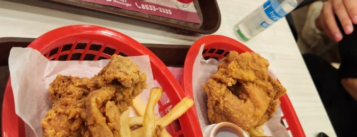 Wendy’s is one of Must-visit Food in Pasay.