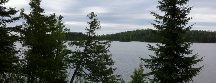 Esnagami Lodge is one of The North Woods.