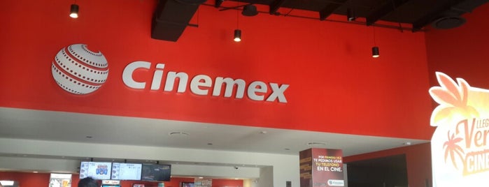 Cinemex is one of Lugares favoritos de Adán.