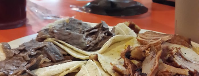 Tacos Rodeo is one of Lugares favoritos de Adán.