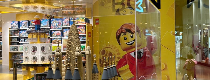 Lego Store is one of Nens - Niños.