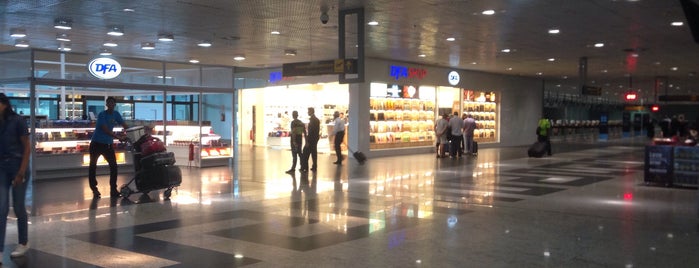 Aeroporto Internacional de Manaus / Eduardo Gomes (MAO) is one of Tempat yang Disukai iHARA.