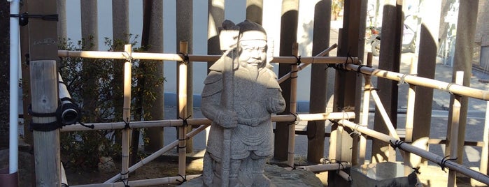八幡神社 is one of 足立区葛飾区江戸川区の行きたい神社.