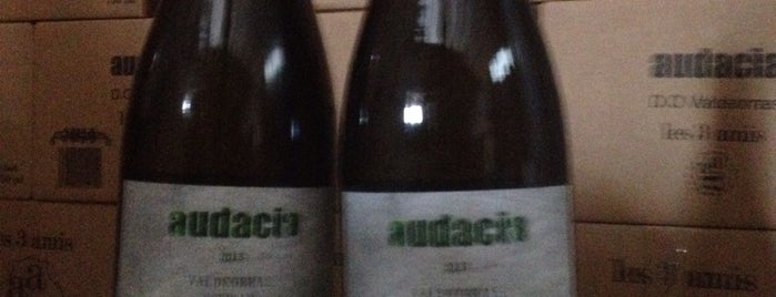 AUDACIA "Les 3 Amis" is one of Bodegas de España.