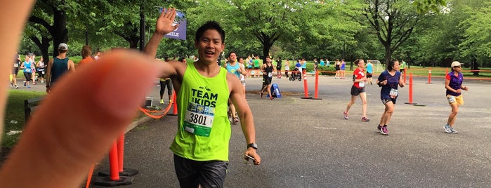 NYRR Queens 10K is one of Fannyさんのお気に入りスポット.