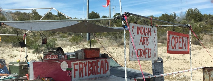 Indian Frybread, Arts & Crafts is one of Lugares favoritos de Michael.