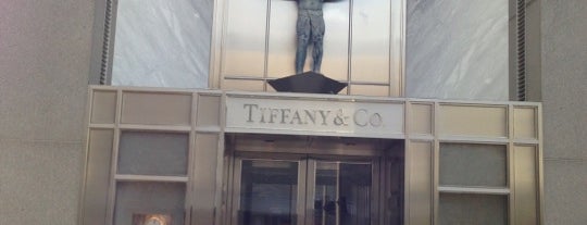 Tiffany & Co. is one of Orte, die Kristina gefallen.