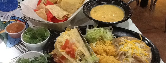 Taco Cabana is one of places to eat lunch or dinner near by.