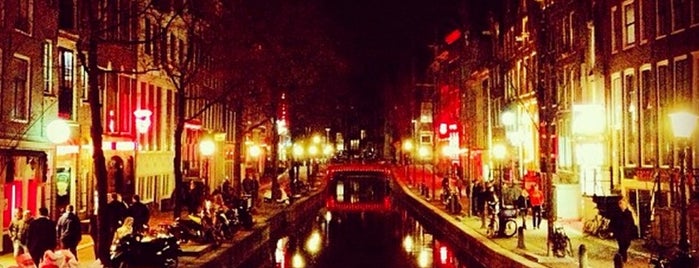 Stromma Canal Cruises is one of Amsterdam Layover.